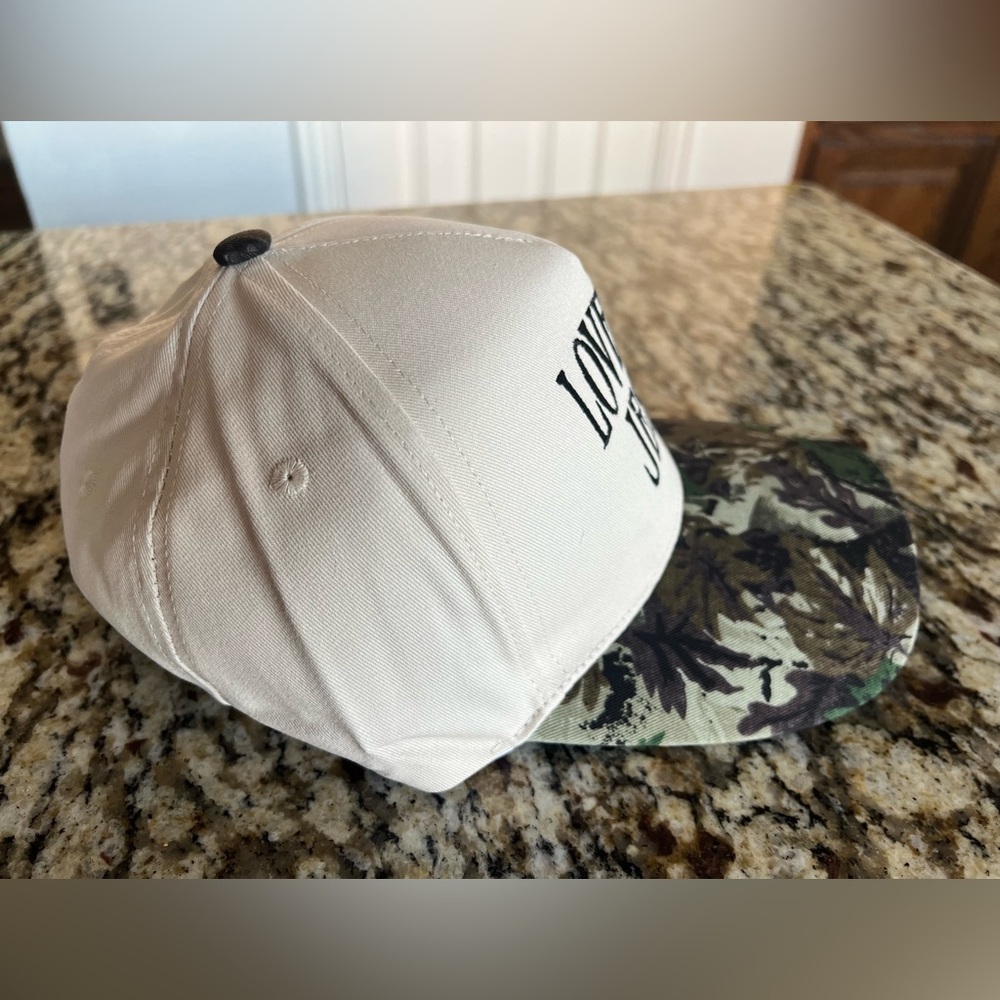 White Trucker Hat with 'LOVE LIKE JESUS' and Camouflage Brim - Picture 2 of 5